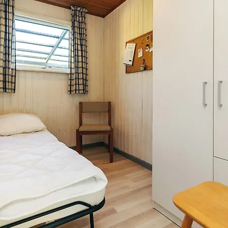 Holiday home 6 Person In Hadsund-by Traum *
